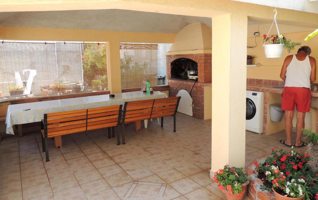 פג Apartman Husic מראה חיצוני תמונה