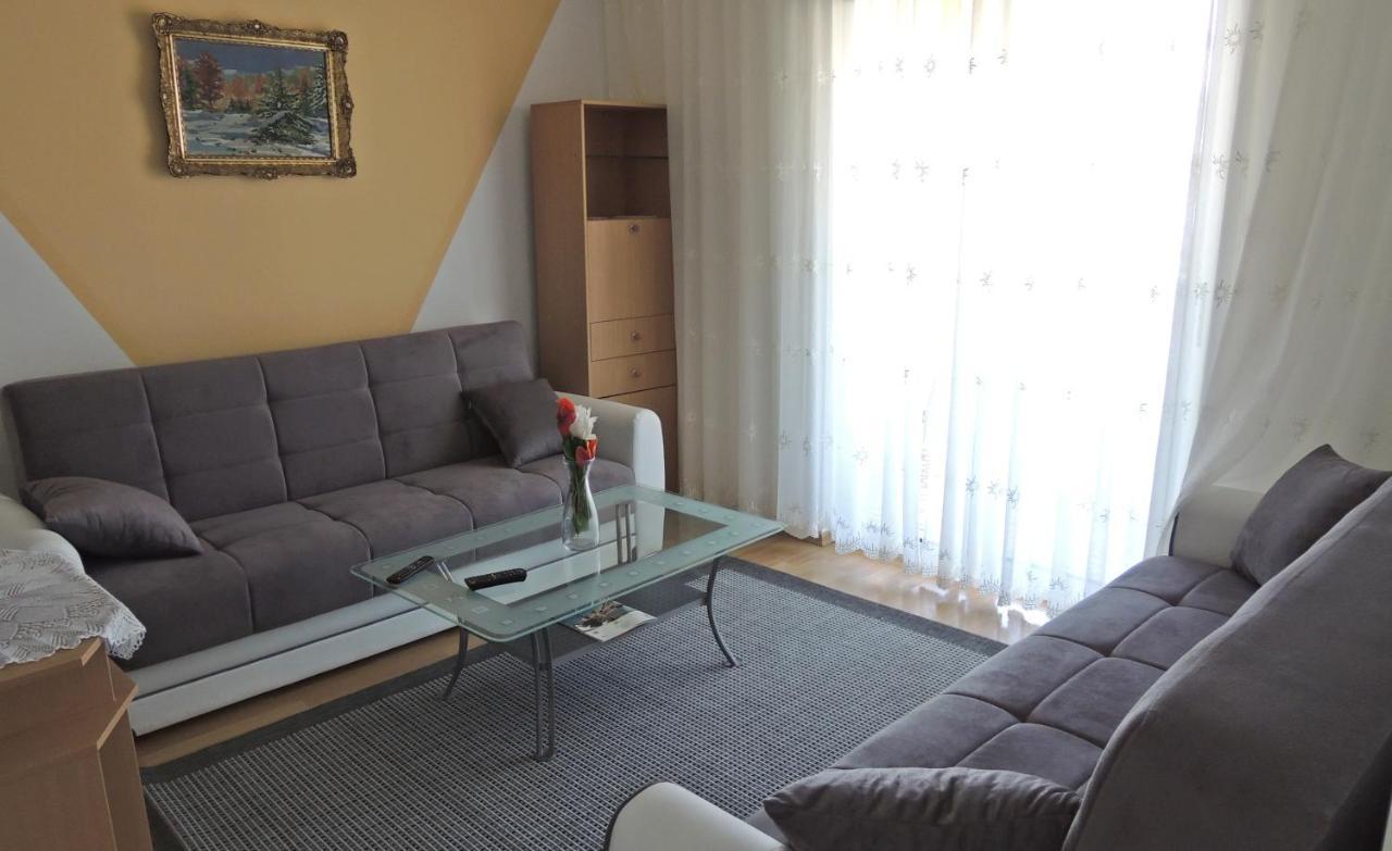 פג Apartman Husic מראה חיצוני תמונה