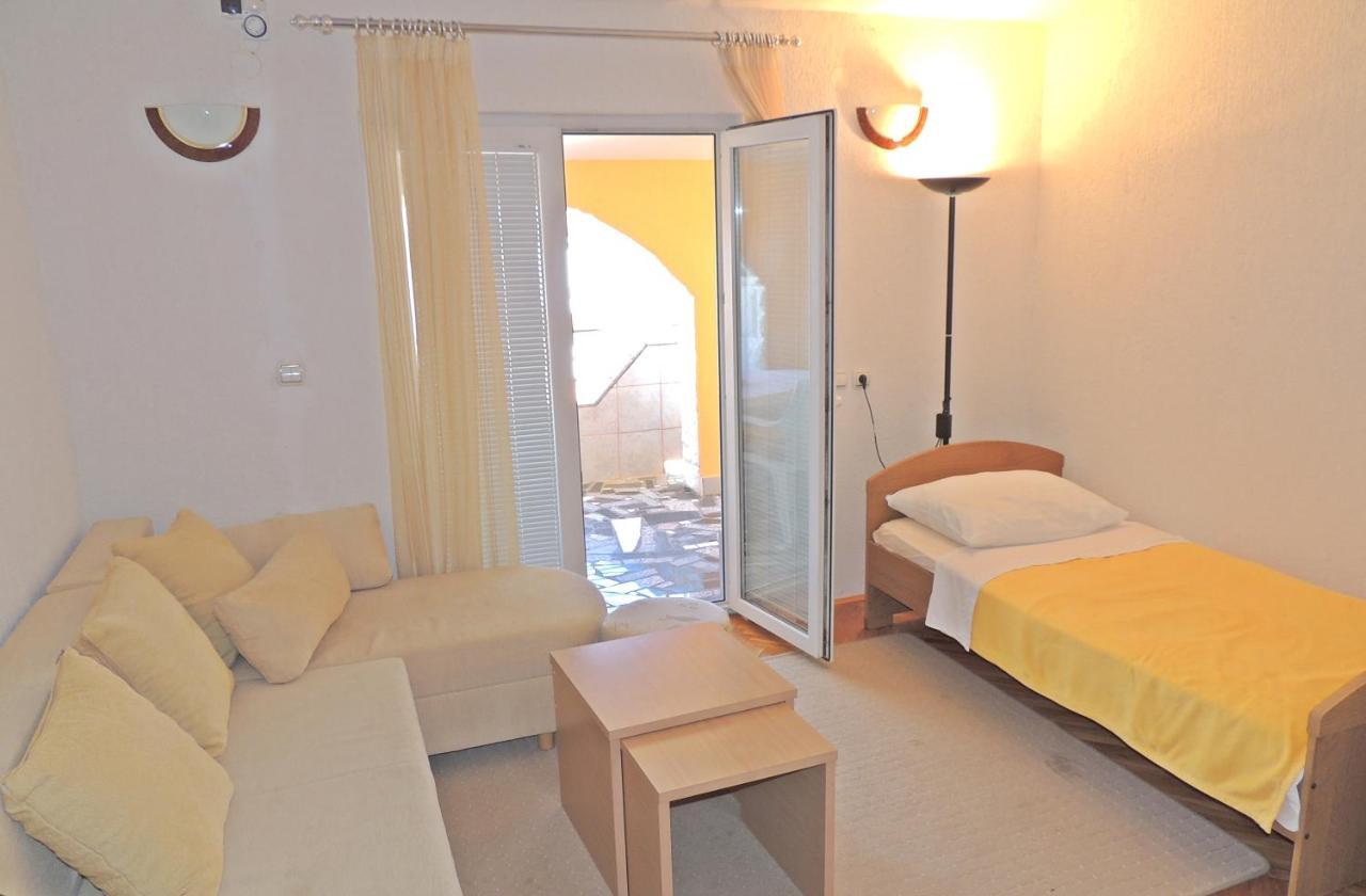 פג Apartman Husic מראה חיצוני תמונה